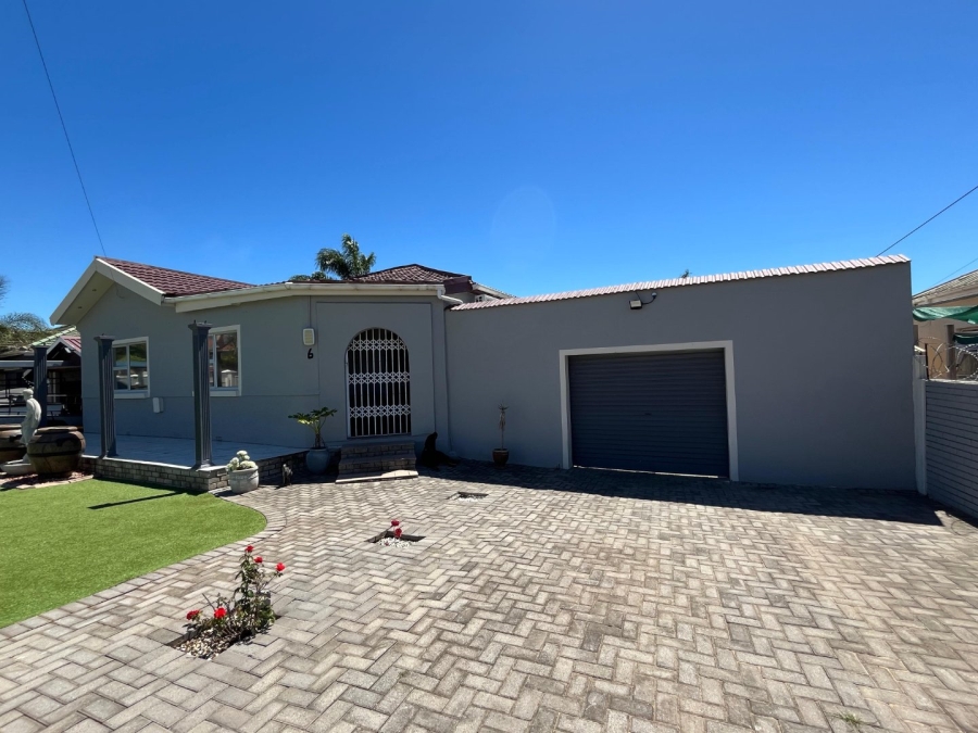 3 Bedroom Property for Sale in Bothasrus Eastern Cape